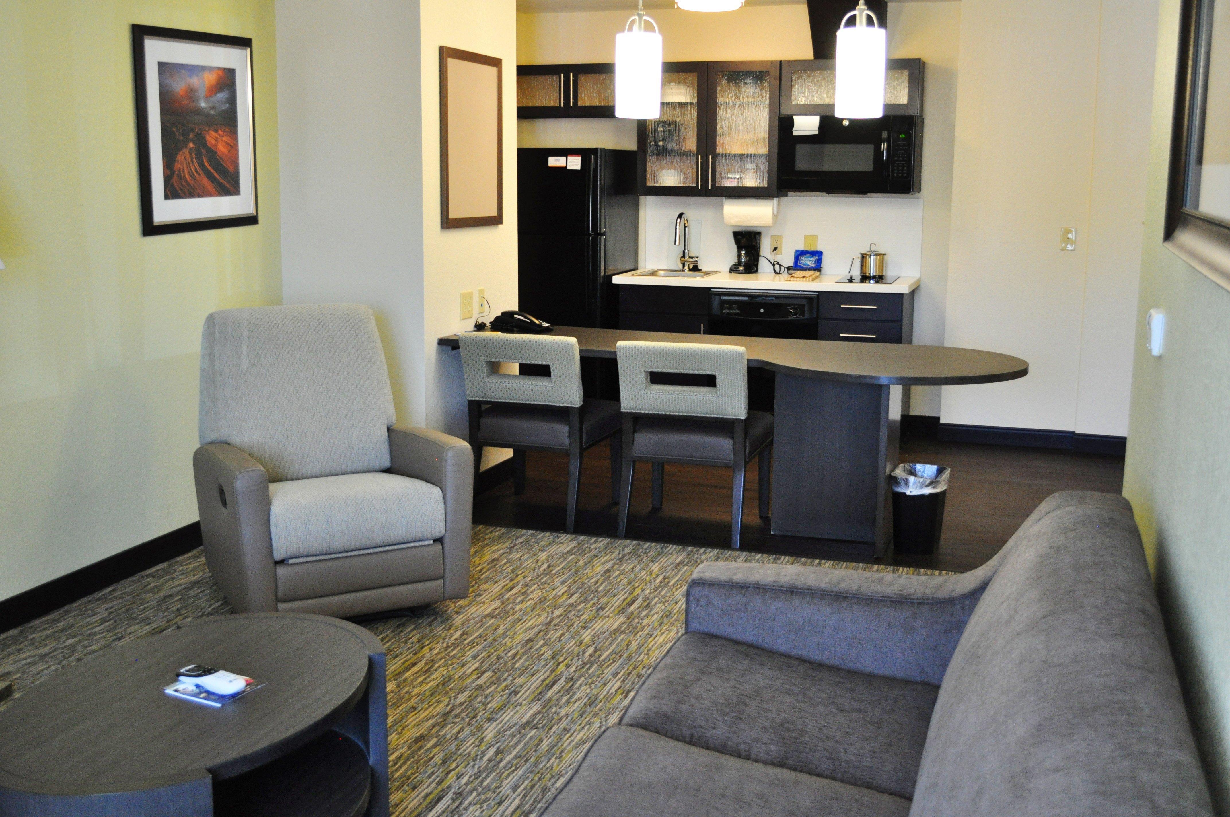 Candlewood Suites Bay City By Ihg Bagian luar foto