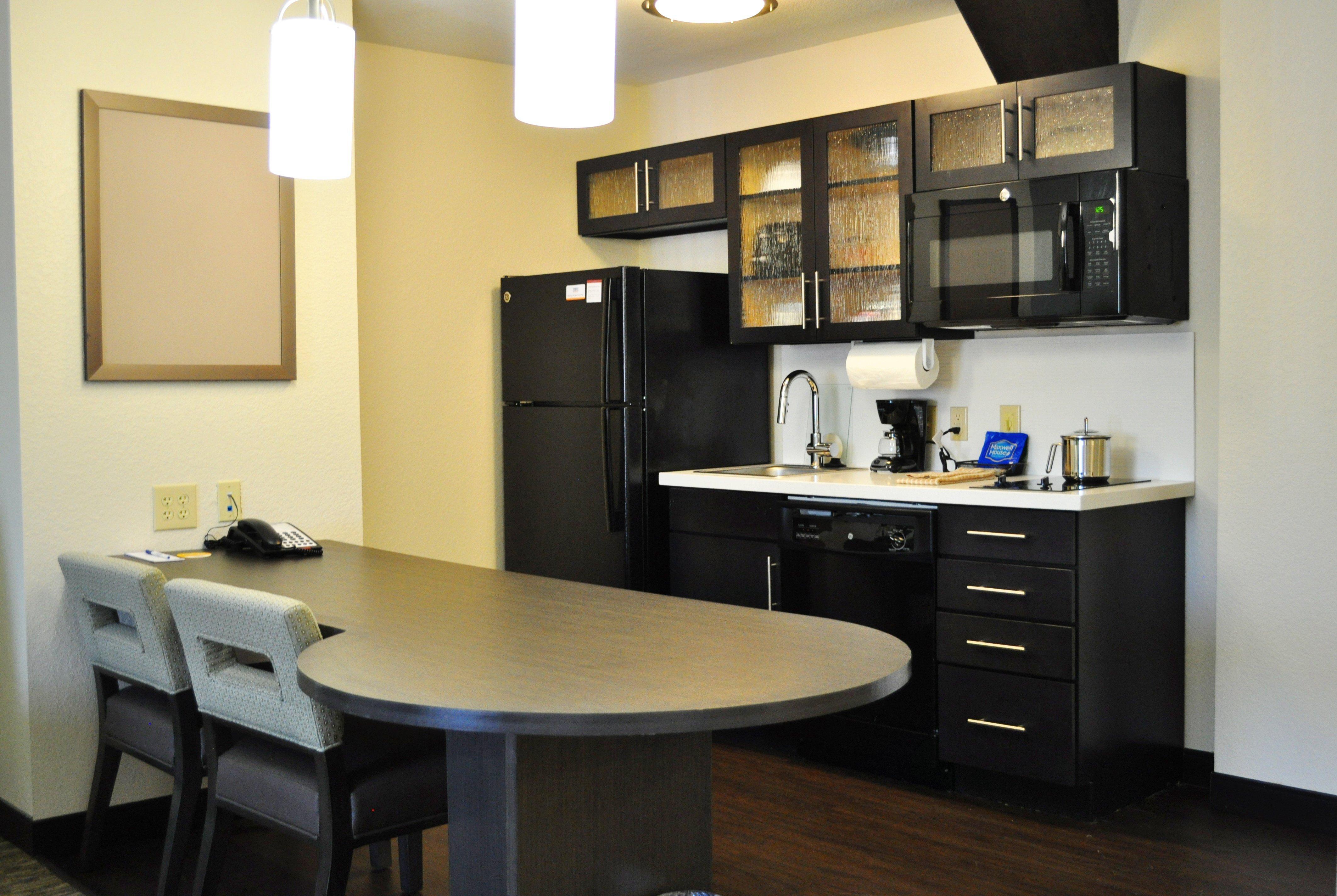 Candlewood Suites Bay City By Ihg Bagian luar foto