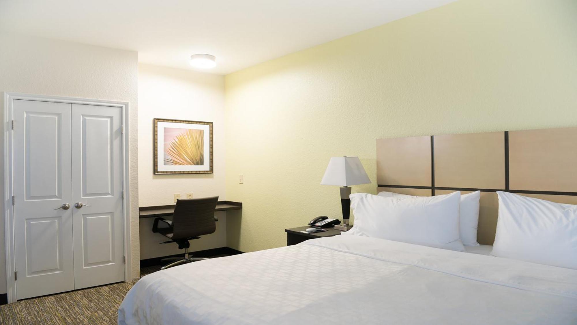 Candlewood Suites Bay City By Ihg Bagian luar foto